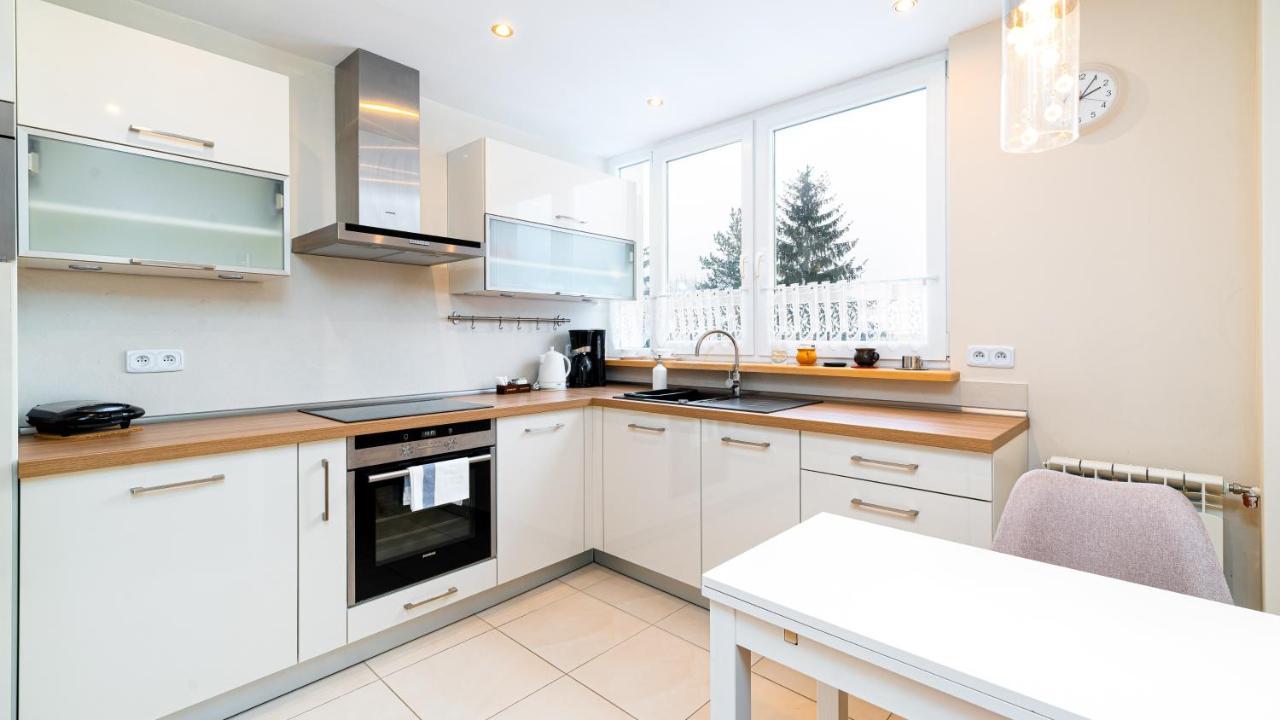 Apartamenty Sun & Snow Korczaka Świeradów-Zdrój Exteriör bild